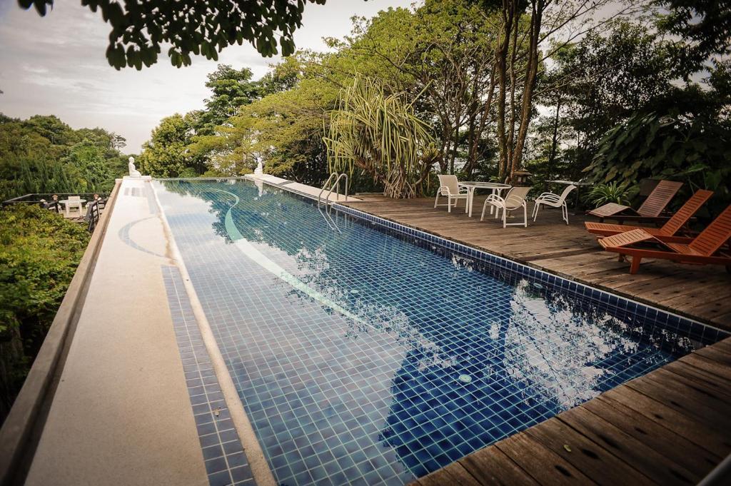 Malihom Private Estate Villa Balik Pulau Buitenkant foto
