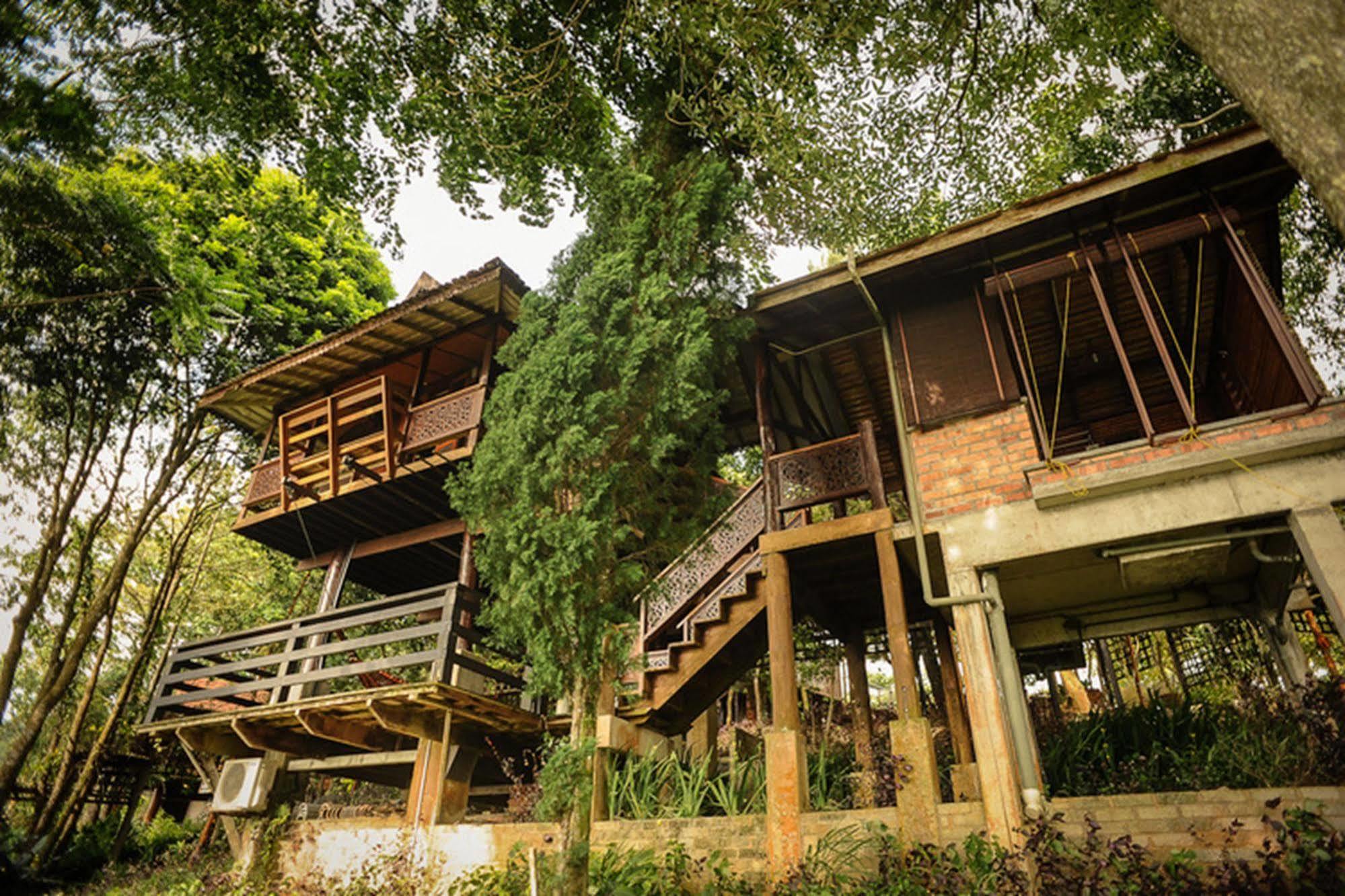 Malihom Private Estate Villa Balik Pulau Buitenkant foto