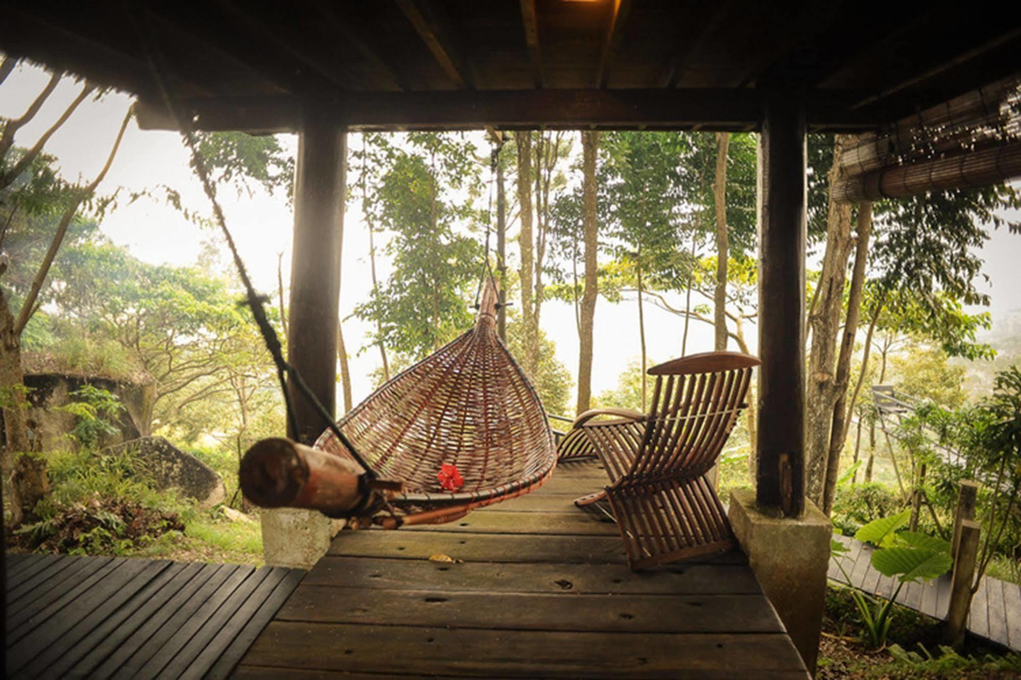 Malihom Private Estate Villa Balik Pulau Buitenkant foto